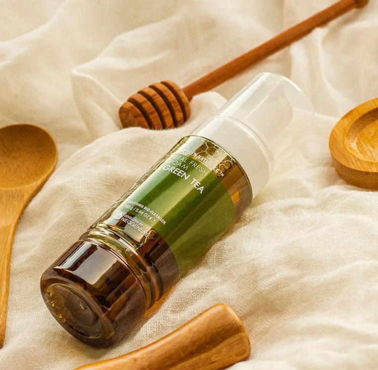 NEOGEN Real Fresh Cleansing Foam Green Tea 160g