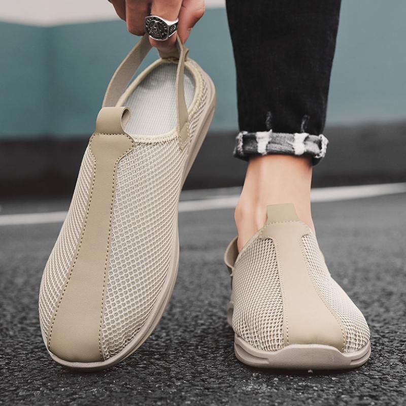 Summer Hollow Men's Sandals Light Comfortable Slip-on Beach Shoes Outdoor Soft-soled Breathable Casual Shoes Sandalias De Hombre