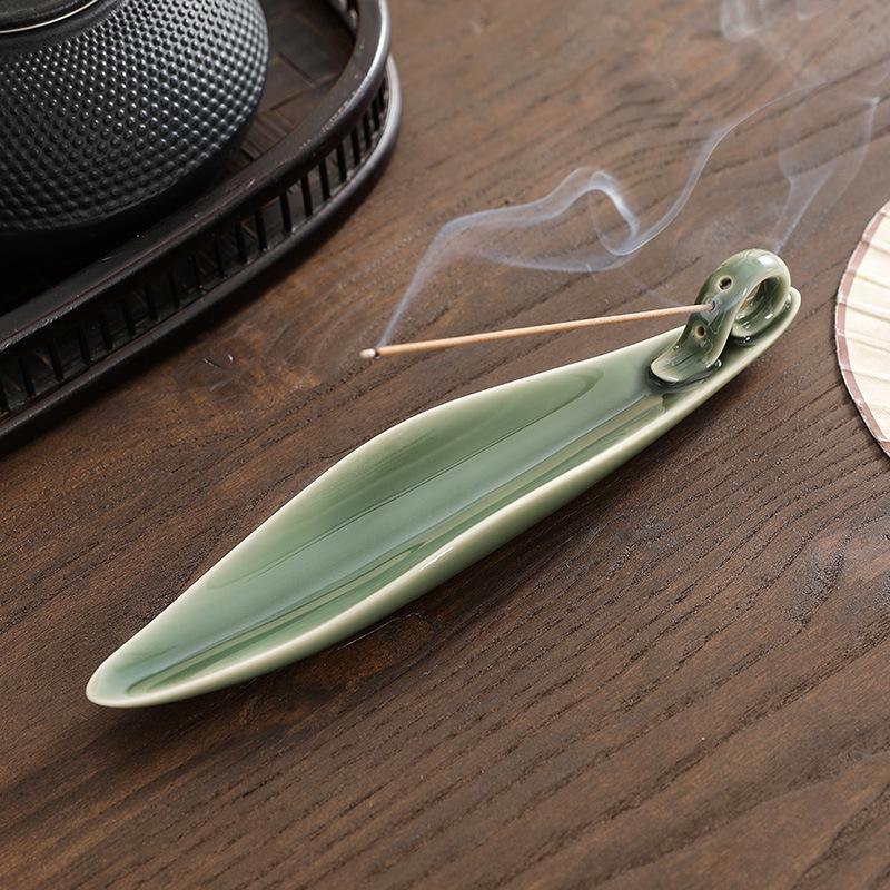 

Shoubi Nanshan Ceramic Incense Holder Stick Burner Aromatherapy Decor Home Ornament зелёный