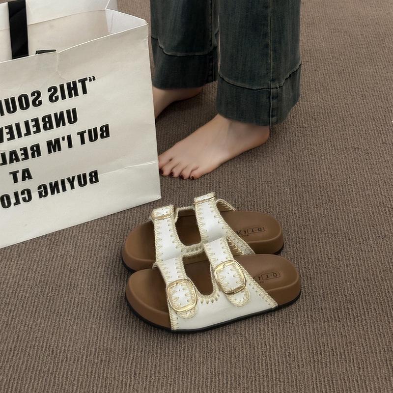 Cool Slippers Women's Summer Outer Wear 2025 New Retro Casual Round Head Belt Buckle Hollow Muffin Thick-soled Slippers