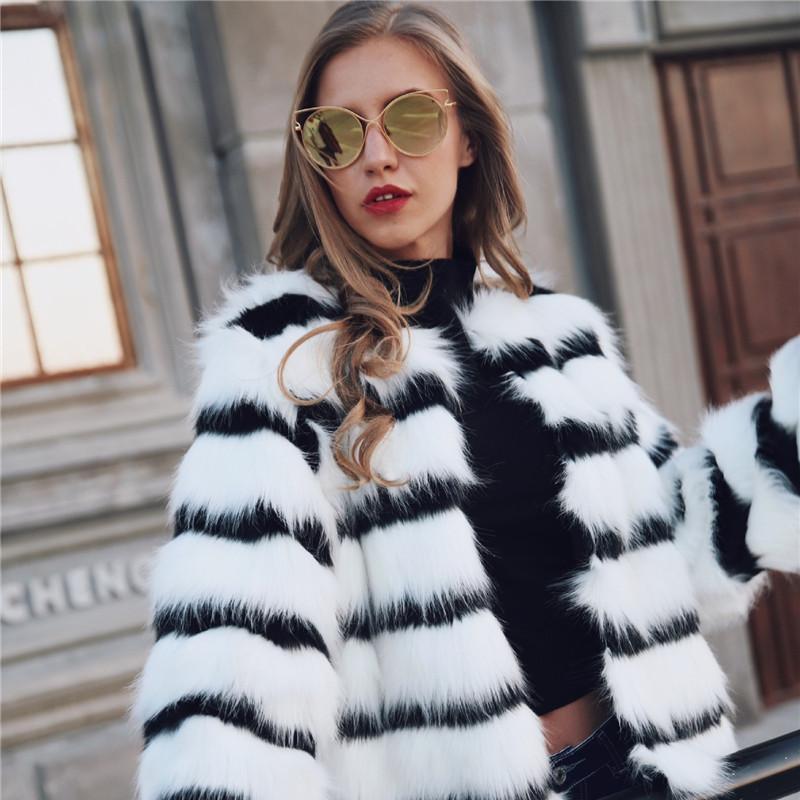 

Черно-белое пальто из искусственного лисьего меха зимнего цвета, женское пальто из искусственного меха с круглым вырезом и длинными рукавами, женский топ