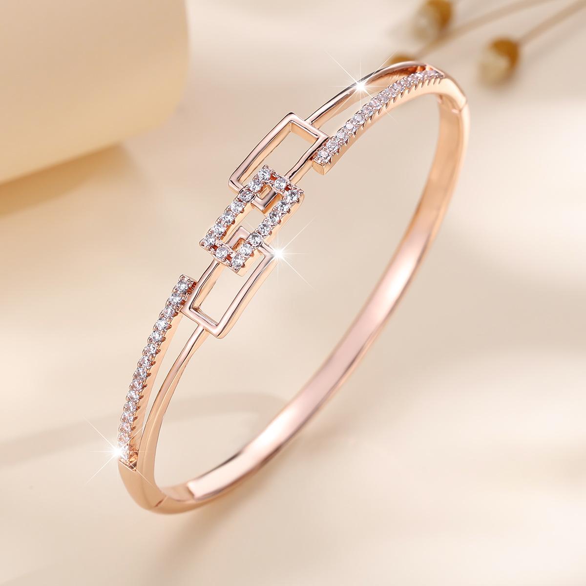 European and American Retro Style Geometric Cross Rectangular Stone Bracelet Women s Trendy Exquisite Bracelet One Size(16-22CM)