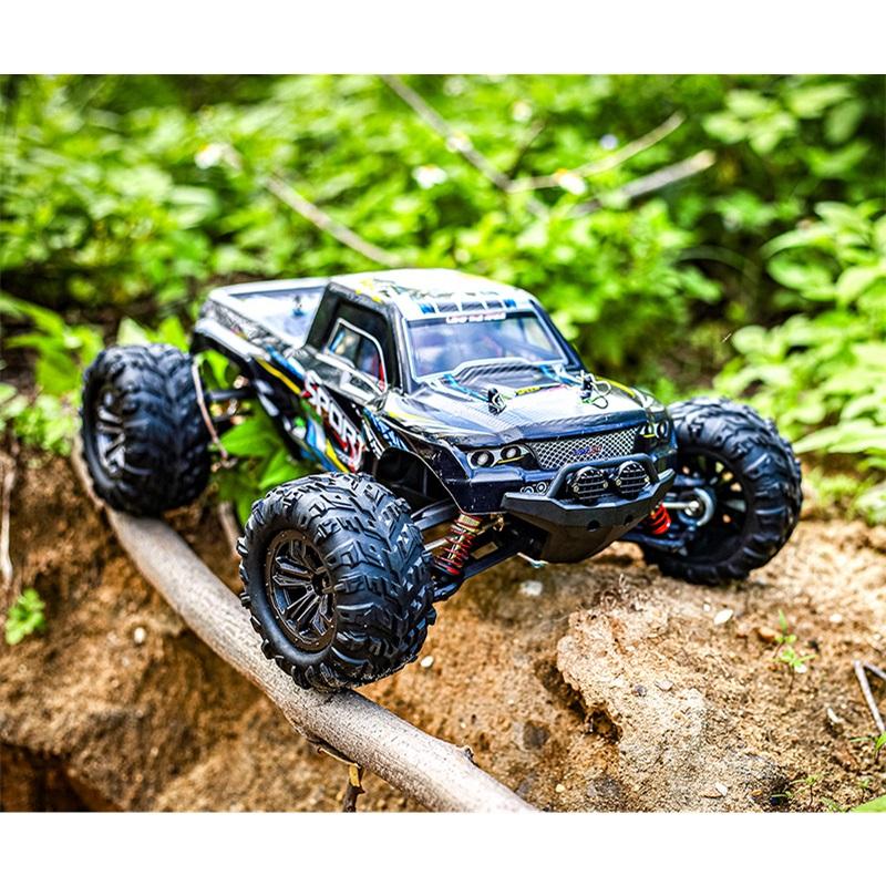 1:10 4WD Full Proportional RC Monster Truck, 45km/h High Speed 2.4G Off-Road Crawler with 7.4V Battery for Hobbyists