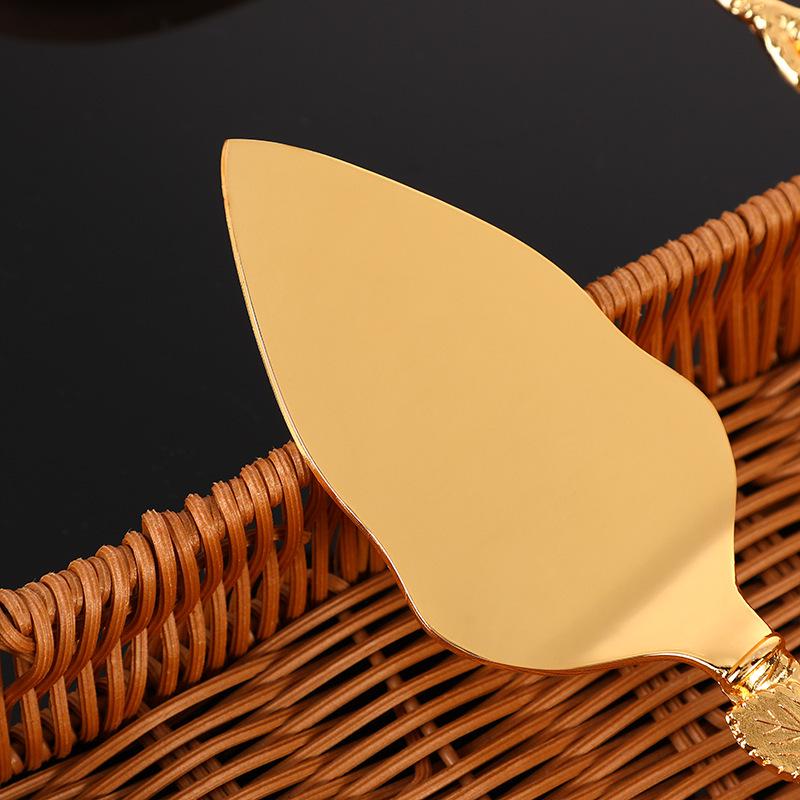 European Style Cake and Steak Knife Set: Elegant Kitchenware Spatula Set