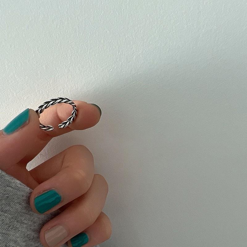 Exclusive Copper Minimalist Ring Designed For Women With Geometric Elegance Essential Fashion Accessory