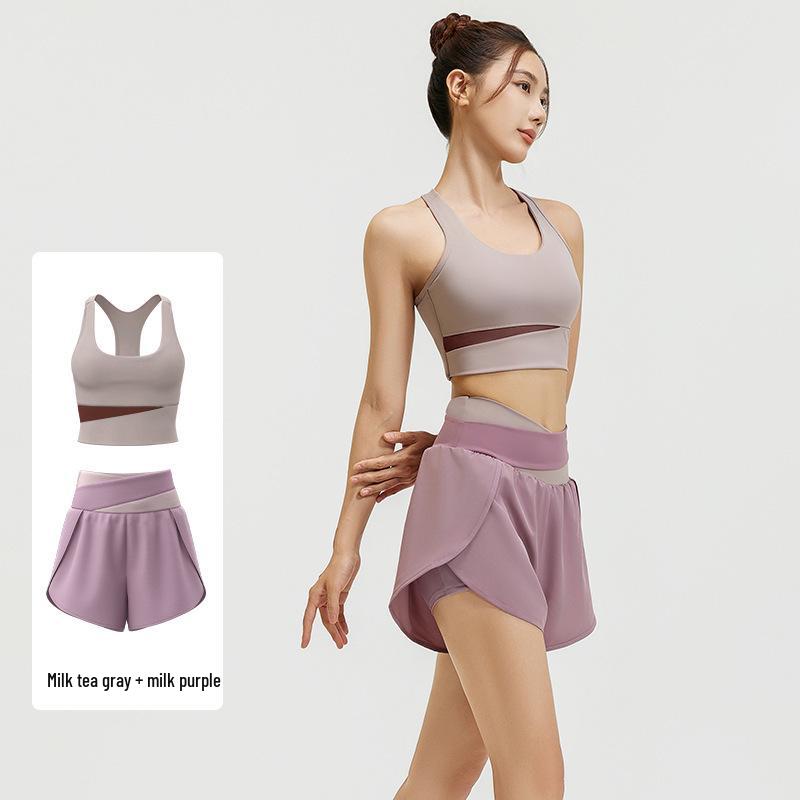 Nude Feeling Yoga Set: Color Block Anti-Exposure Two-Piece Sports Shorts