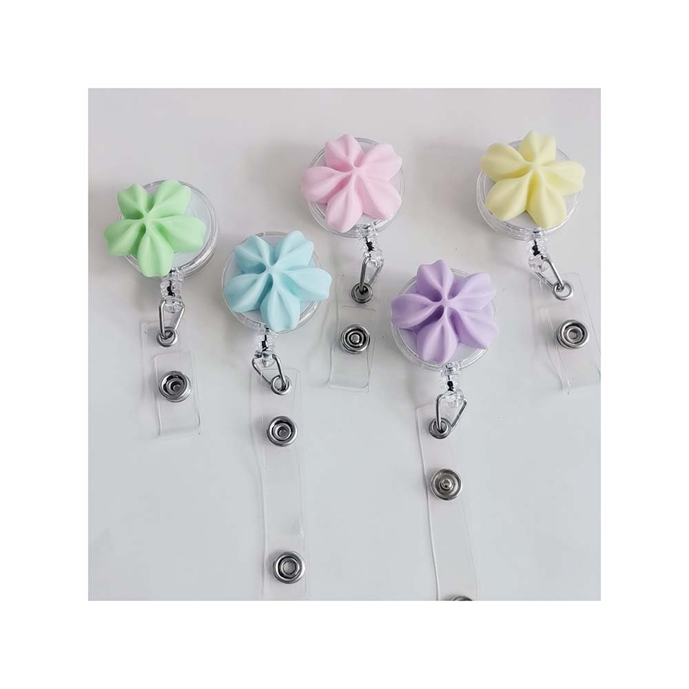 1pc Flower Shape Badge Reel Card Holder Retractable ID Card Badge Clip Office Employee Nurse Supplies Name Tag Badge Reels
