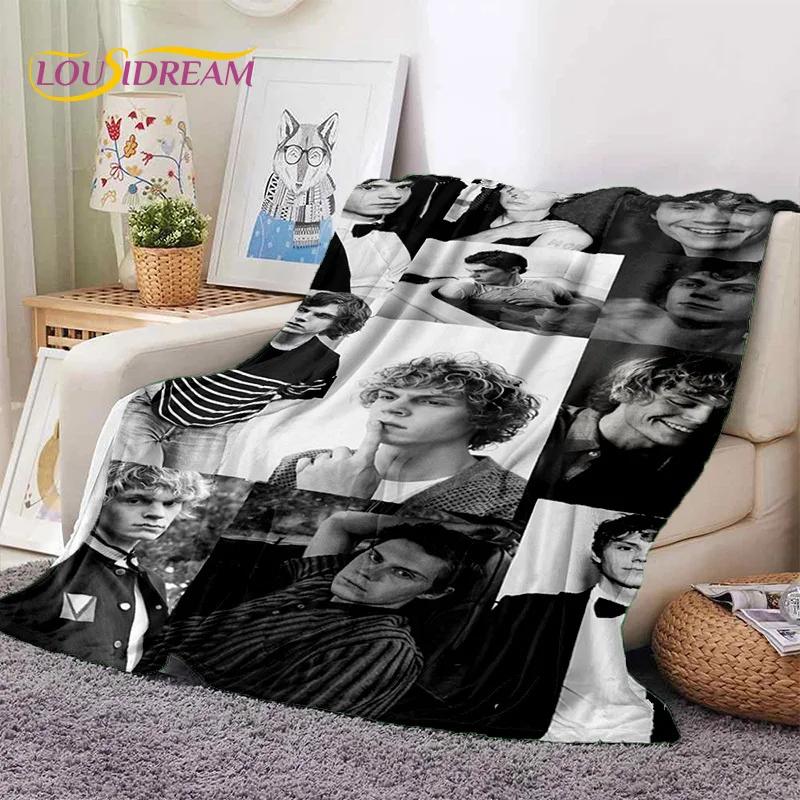 Latest Cute Evan Peters TV Actor Soft Flannel Blankets,Throw Blanket Comfortable Blanket for Picnic Beds Sofa Home Bedroom 013