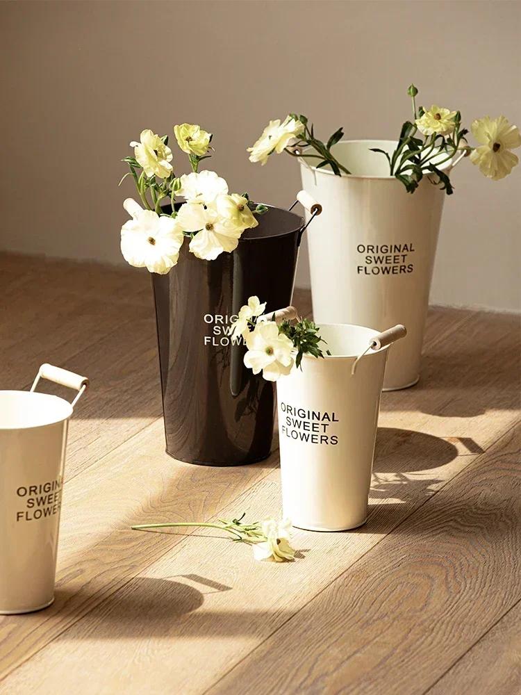 1pcs Nordic Style Iron Sheet Flower Arrangement Bucket Flower Shop Flowers Awakening Bucket Living Room Decorative Flower Ware