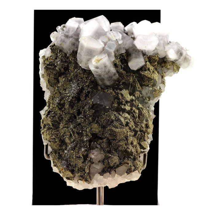 Pierres et Minéraux. Calcite, Pyrite, Fluorite. 3135.5 ct. El Hammam Mine, Meknès, Maroc.