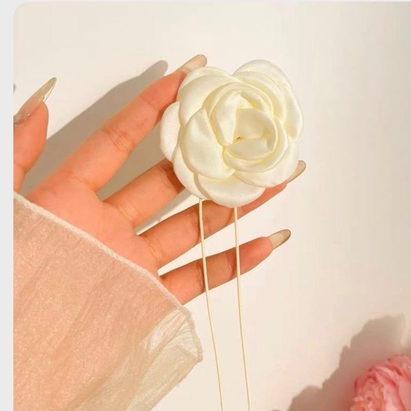 Black and White Flower Necklace Rose Choker Neck Flower Neckband Necklace Female Neck Collar Camellia Clavicle Chain