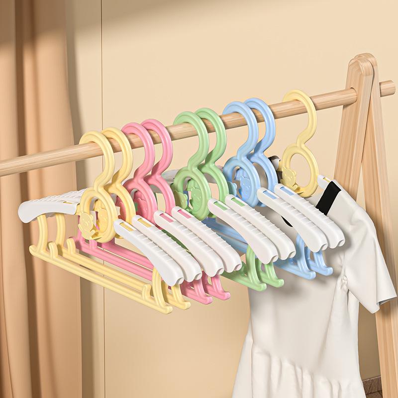 

Telescopic Folding Baby & Toddler Windproof Clothes Hanger - Traceless, Multifunctional & Compact. 10 pieces розовый