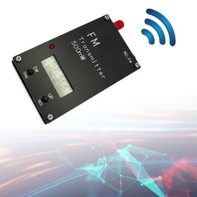 Alüminyum Kabuk FM Verici Stereo Verici 500mW LCD Ekranlı Tip C Portlu Otopark İçin Hafıza Fonksiyonlu