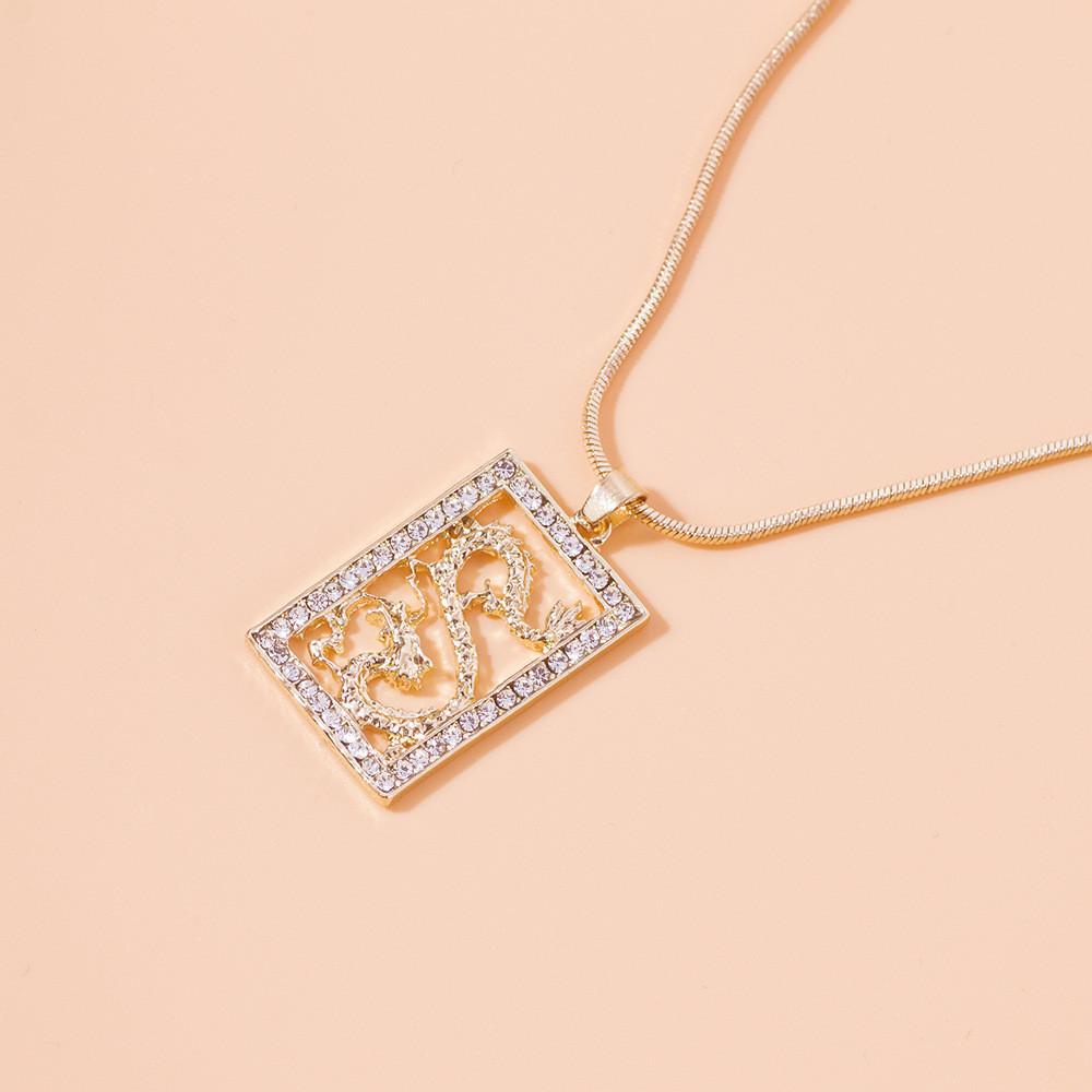 Dragon Rhinestone Dazzling Pendant Necklace In Alloy For Fashion Forward Women
