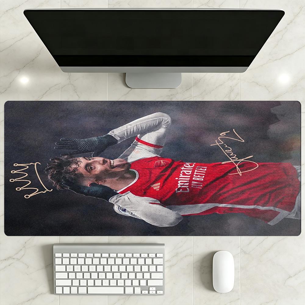 Arsenal Football Player Gaming Mouse Pad Keyboard Pad Ultra-Long Desk Mat Non-Slip Rubber Base Computer Decor Item Office Use