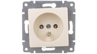 Vena Single Socket Z/U With Shutters Cream 510334
