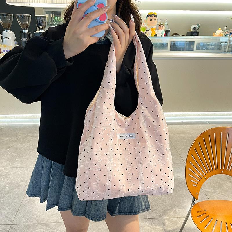 Summer large-capacity polka dot canvas messenger bag niche daily commute underarm shoulder tote bag women's new model