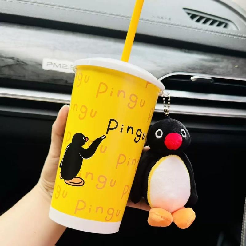Zestaw kubek ze słomką i wiaderko na popcorn Pingu z pluszowym wisiorkiem Urocze pingwiny Naczynia do picia Kolekcjonerski Dekoracja na wystawę Prezent dla fanów