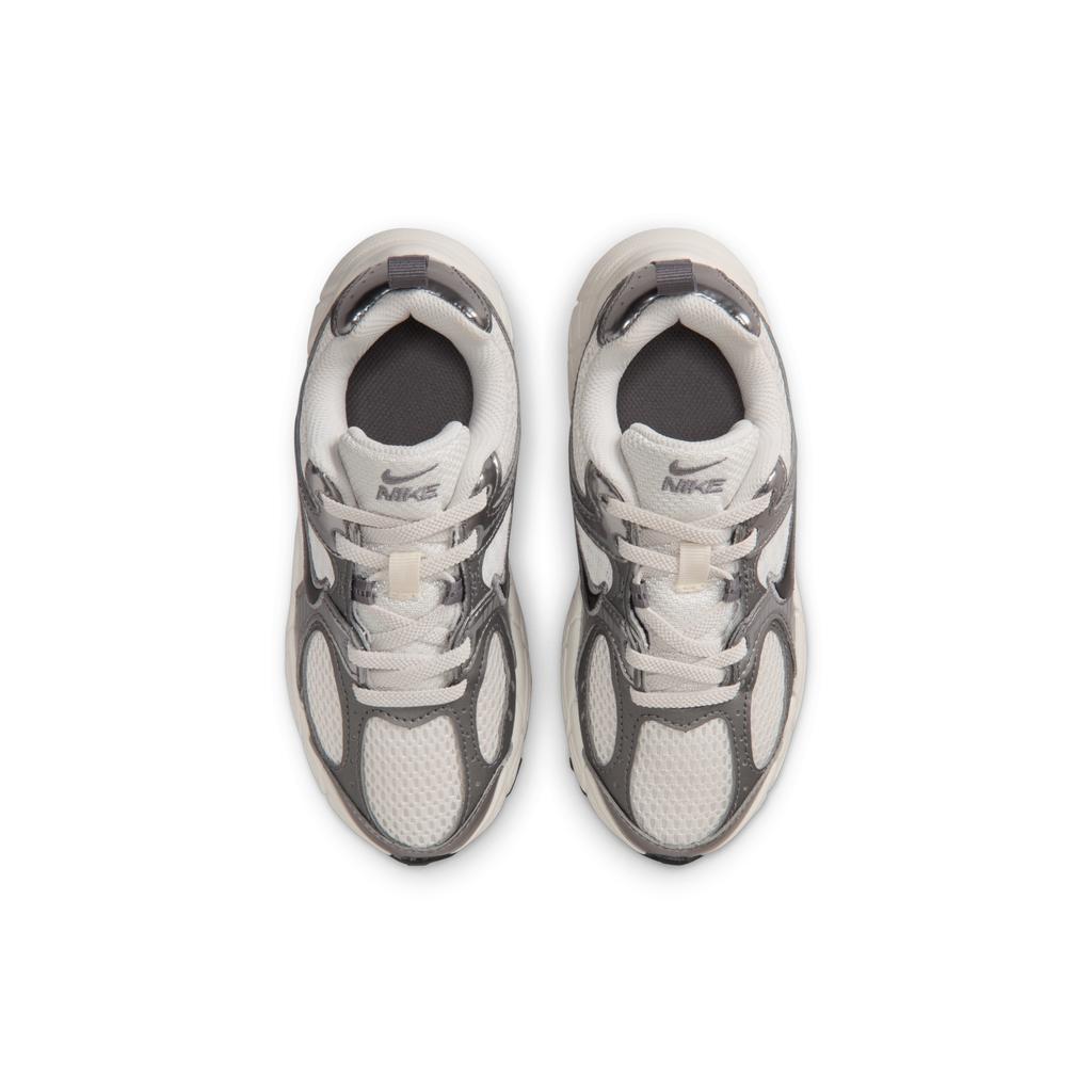 Nike V5 RNR Low top Running Shoes Beige Gray Children Aged 3 7 Years Old HQ6412-003