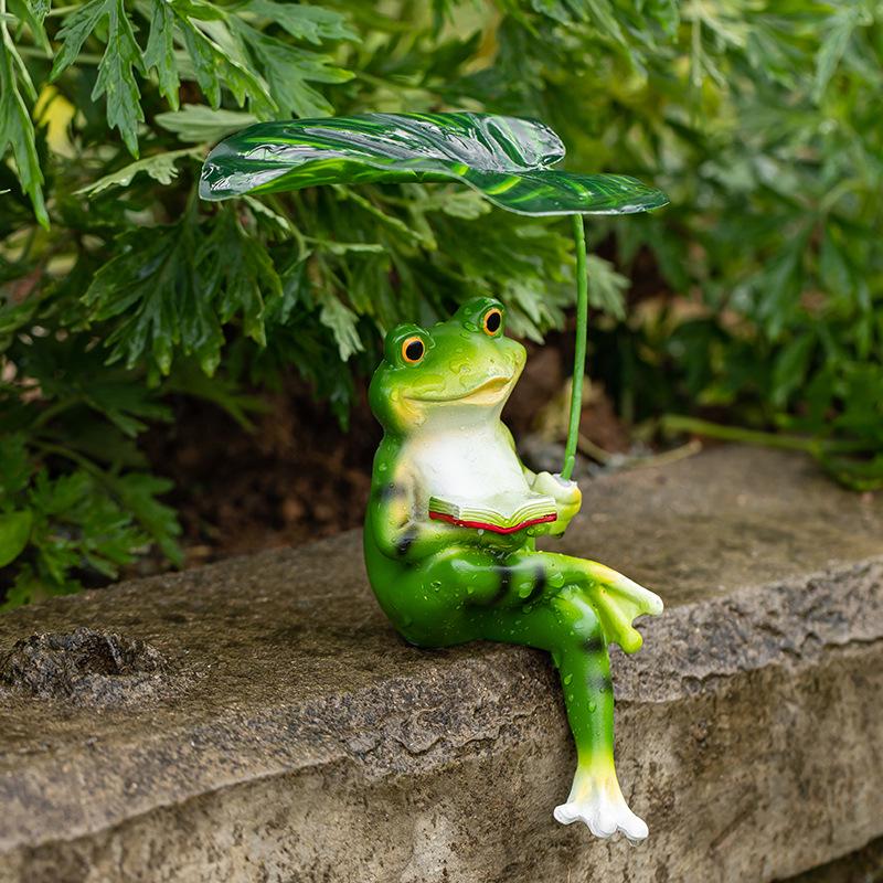 Creative Frog Figurine with Umbrella & Coffee Cup - Ideal for Office, Garden, or Courtyard Decor