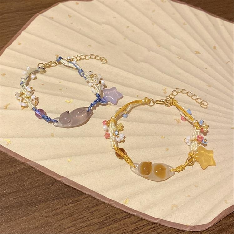 Handcraft Resin Star and Floral Bracelet Including Cats Charm Elegant Jewelry for Everyday Use