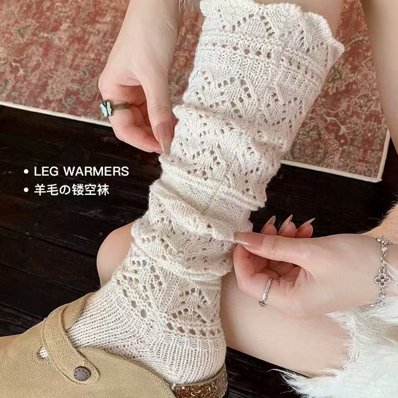 Hohle Wollstapel-Socken Schwere Arbeit Warme Gestrickte Mehrlagige Mittellange Socken Süße Und Vielseitige Socken