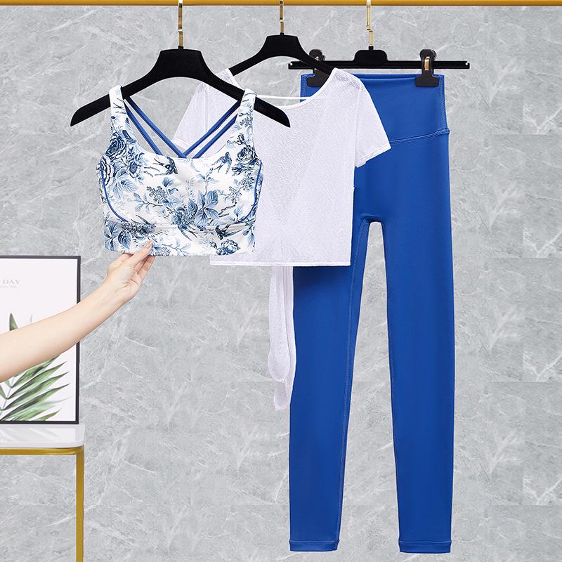 Women's Yoga Clothes 2025: Stylish Bra & High-End Two-Piece Sports Set for Fitness & Pilates