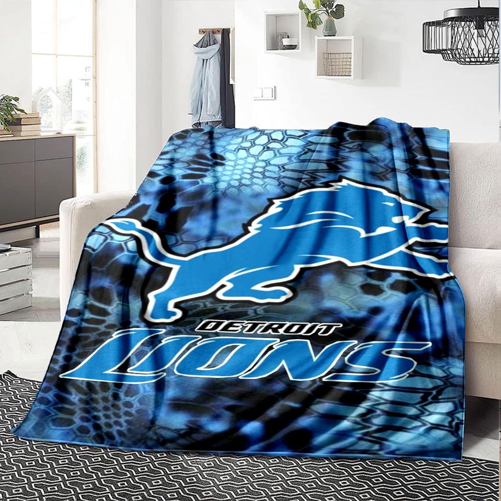 Detroit Lions Print Flannel Blanket High Quality Warm Comfortable Cover for All Seasons Perfect for Gifts Home Decor