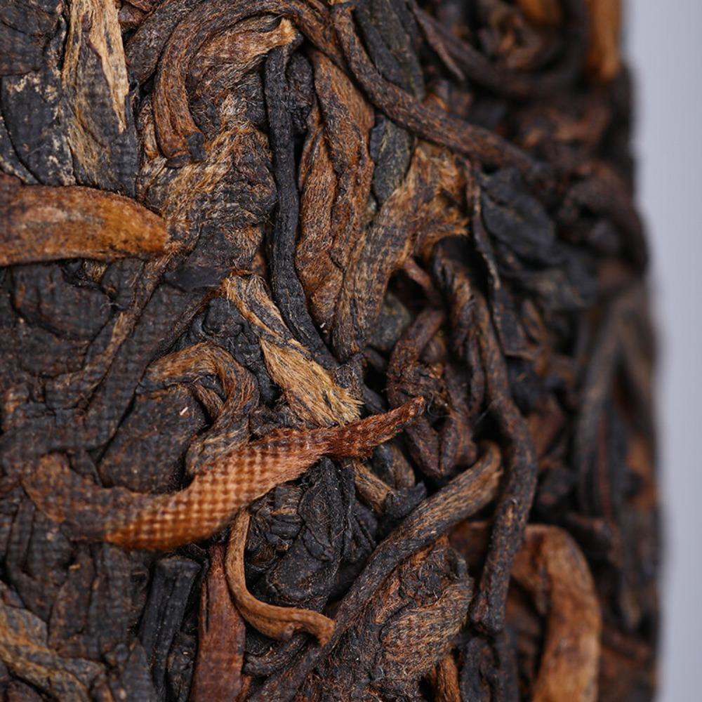 Yunnan Pu'er Tea Cake 500g Raw Fermented Tea Natural Herbal Energy Boost