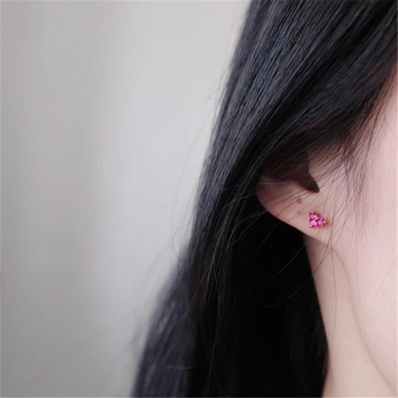 Heart-Shaped S925 Sterling Silver Minimalist Stud Earrings - Light Luxury Style