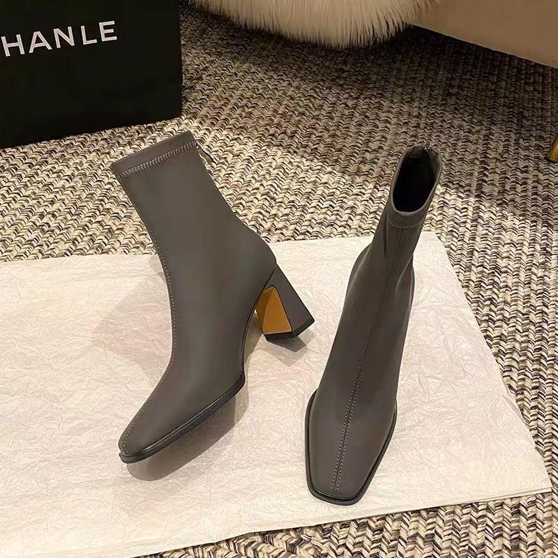2025 Осінньо-зимові ботильйони на товстому підборі з квадратним носком - Французька м'яка шкіра, Універсальні високі підбори для жінок
