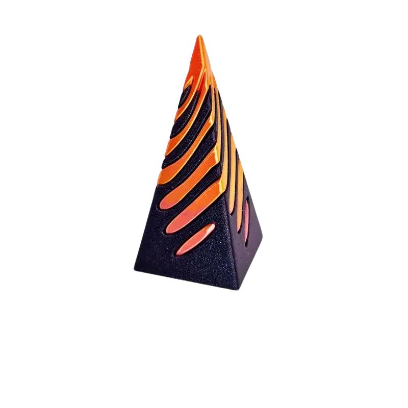 Jouets à vis rotatives imprimés en 3D Jouets sensoriels anti-stress Sculpture traversante pyramidale Jouets à tourbillonner cône en spirale pour enfants Adultes