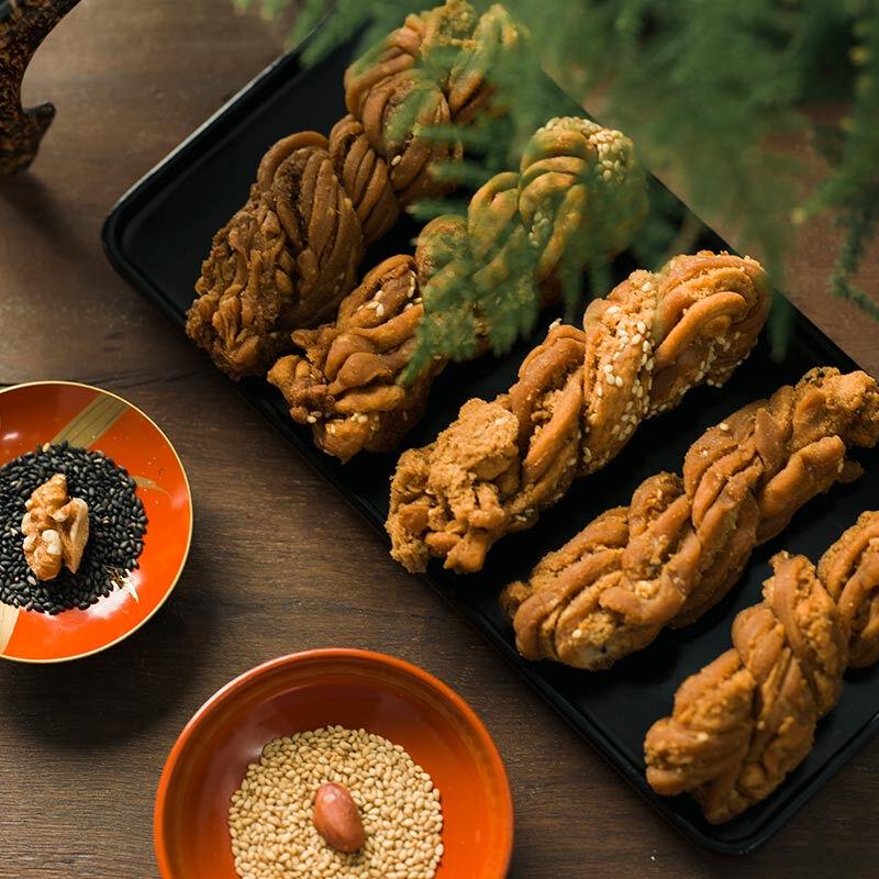 Tianjin Guifaxiang Eighteen Street Mahua Gift Box