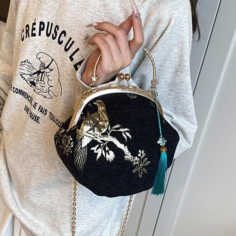 Fashion Vintage Fringe Bag Small Shell Bags Chain Women Shoulder Crossbody Bag Crane Flying Women's Handbags Purses Embroidery