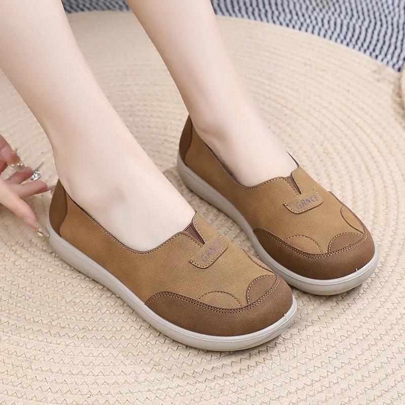 Letní Nové Protiskluzové Odolné proti Opotřebení Prodyšné Boty pro Ženy s Měkkou Podrážkou Barevně Blokované Kulatá Špička Ležérní Všestranné Módní Mokasíny