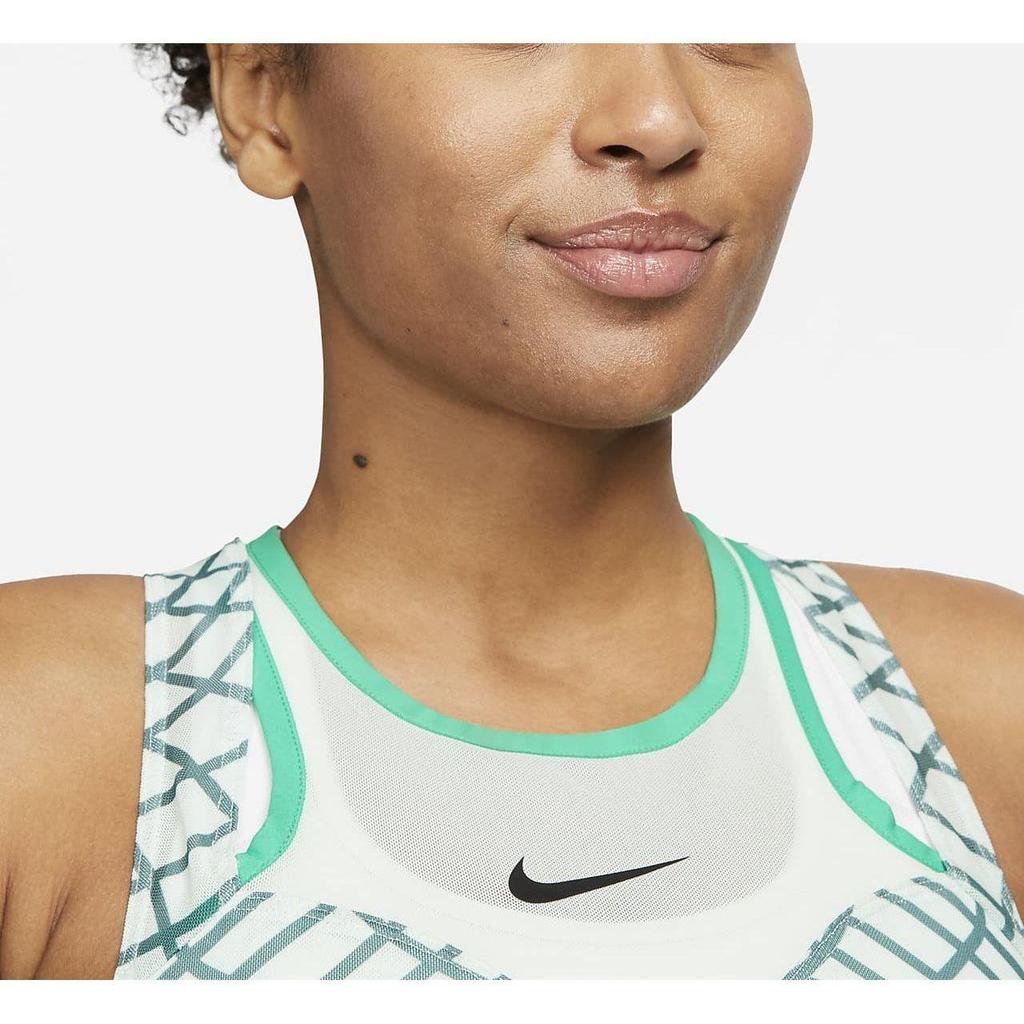 Nike Court Dri-FIT Slam Figurbetontes Ärmelloses Badmintonkleid Damen Kleider Hellgrün DR9739-394