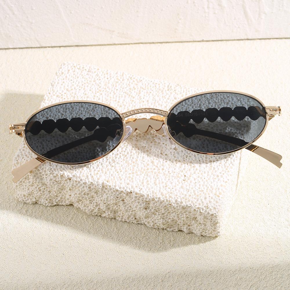 Year GM same love diamond-encrusted metal small frame oval sunglasses women s high sense fashion versatile
