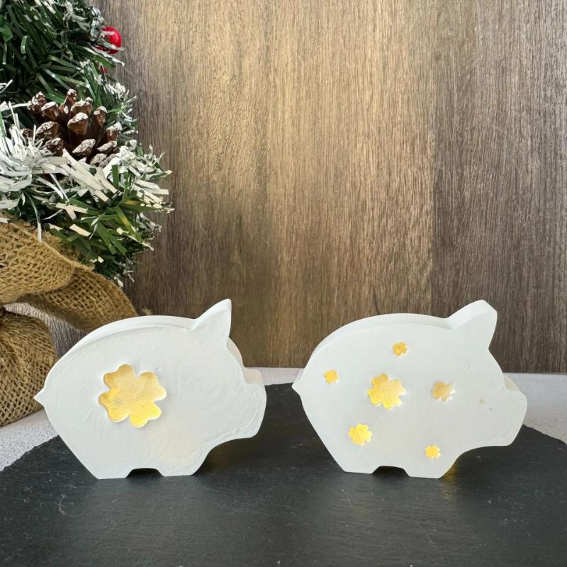 Luminous Pig-Shaped Silicone Mold with Glowing Eyes & Ears - Reusable Gypsum Resin/Clay Mold for DIY Home Decor Candle Making