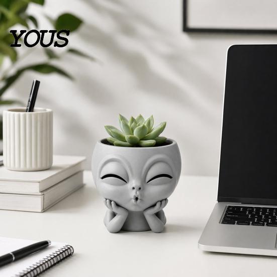 Office Desk Planter Funny Alien Face Planter, 3D Printed Novelty Plant Pot, Cute Gray Unique Succulents Pot Head for Cacti Home Table Shelf