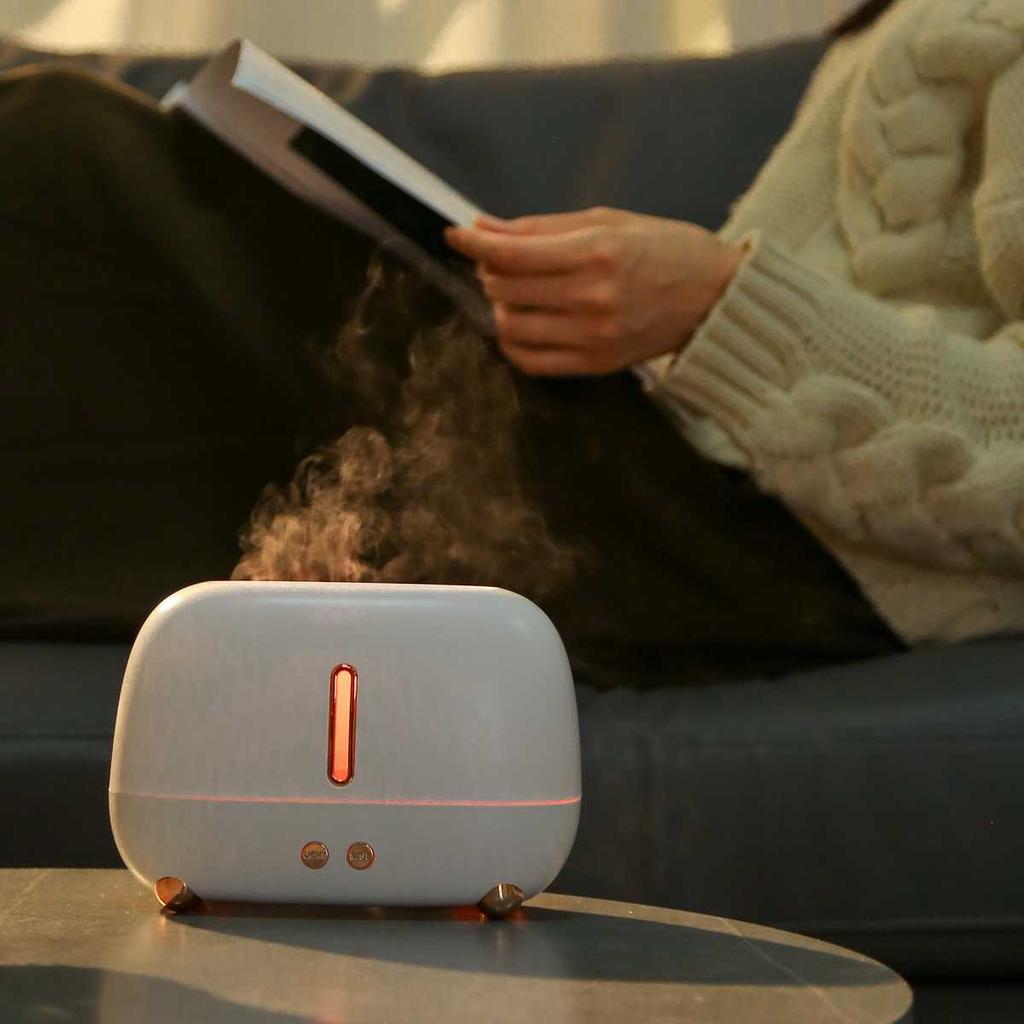 Neuer Simulationsflammen-Luftbefeuchter Aromatherapie-Maschine Bunte Flamme USB-Atmosphärenlicht für Zuhause und Büro Befeuchtender Diffusor