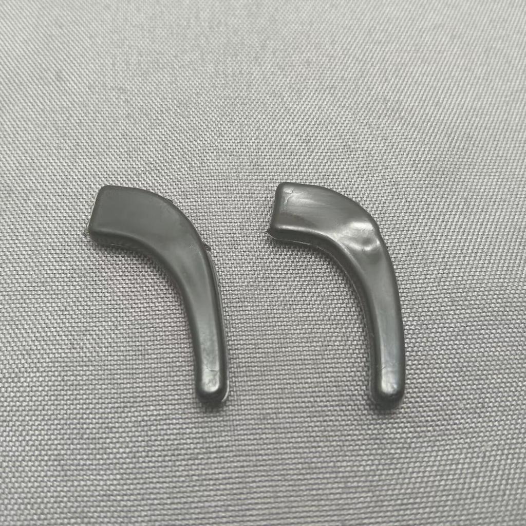 Adjustable Anti-Slip Silicone Eyeglass Cord Set with Ear Hooks and Sleeves