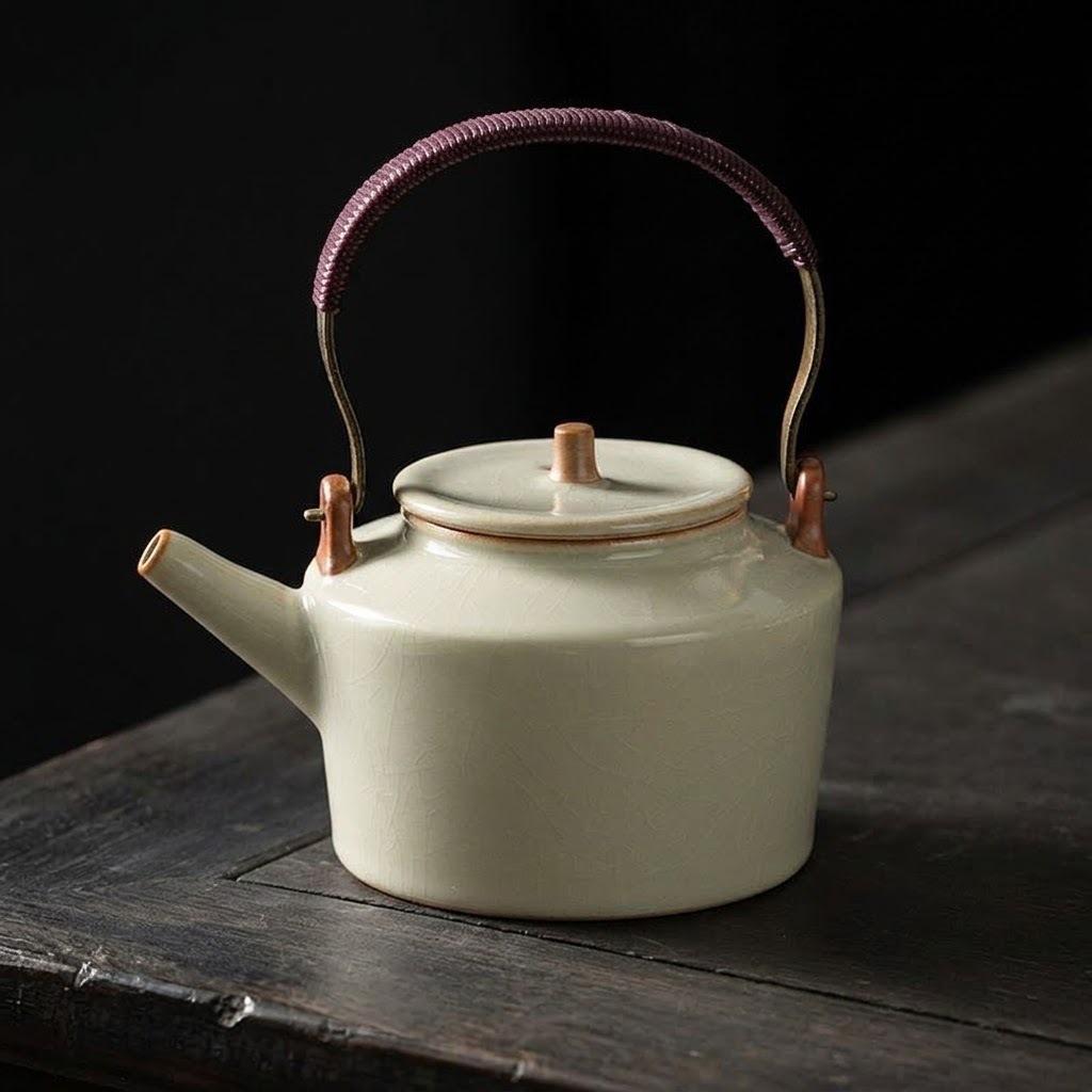 Beige Ru Porcelain Beam Pot 1011 New Ceramic Handmade Ru Kiln Opening Teapot Household Kung Fu Tea Set Brewing Teapot