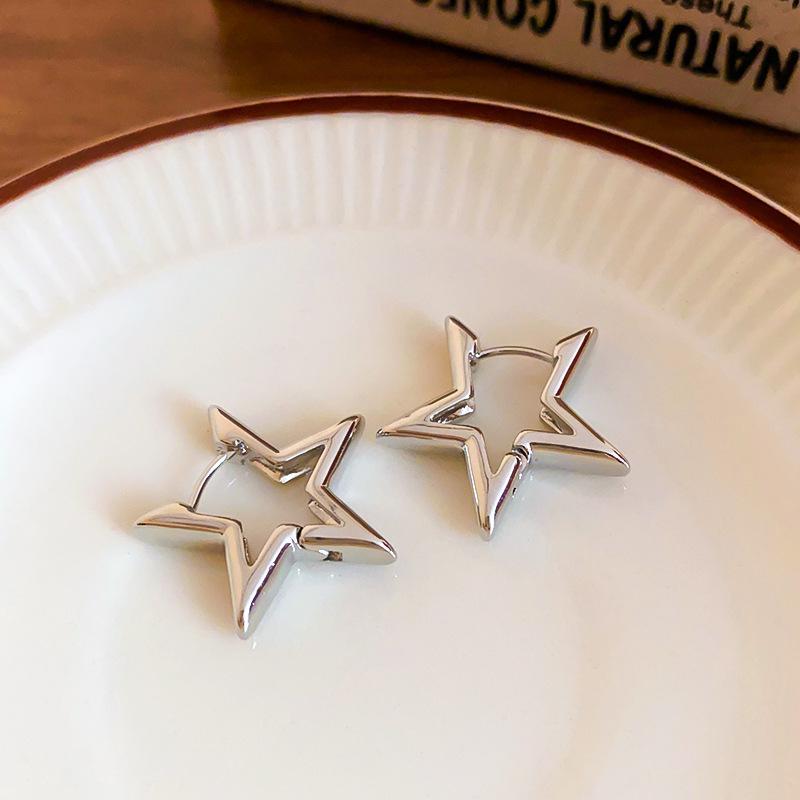 

Модные Простые Гладкие Серьги-кольца со Звездой Женские Минималистичные Серьги-кольца Хагги Полые Серьги-пряжки для ушей Панк Циркон Подарки
