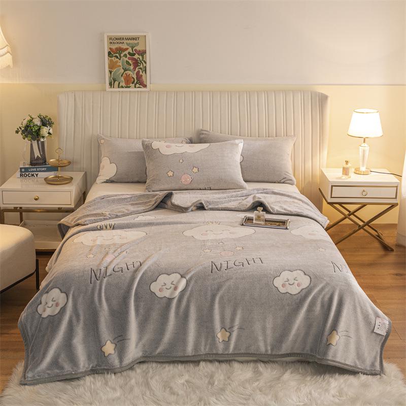 Flannel Snowflake Quilt & Blanket for Sofa or Bed