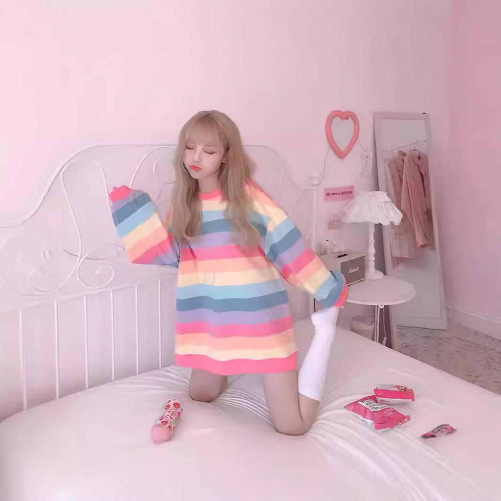 Women's Round Neck Long Sleeve Striped Sweatshirt Loose Fit Casual Top Rainbow Stripe Oversized Autumn Layering Pullover