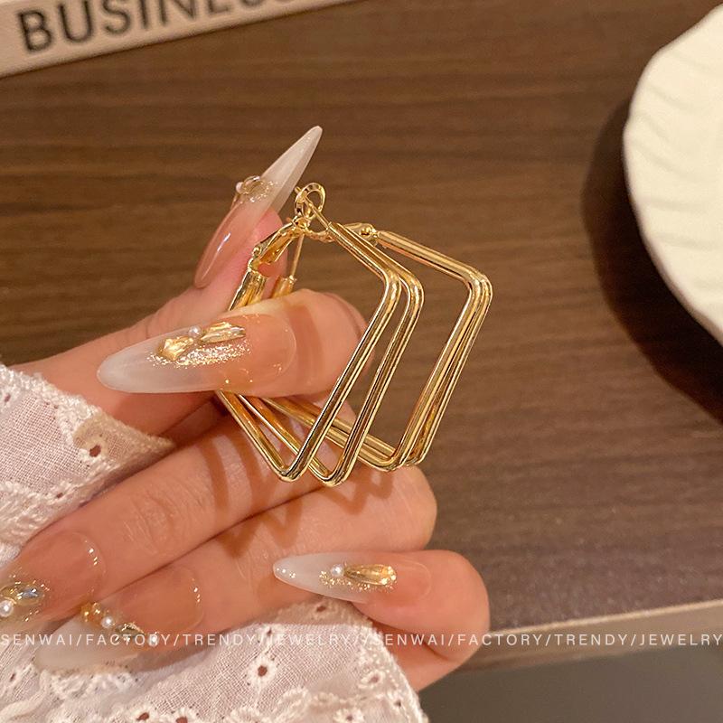 Женские серьги-гвоздики двойной квадрат холодный стиль металлические модные personality серьги интернет-знаменитости