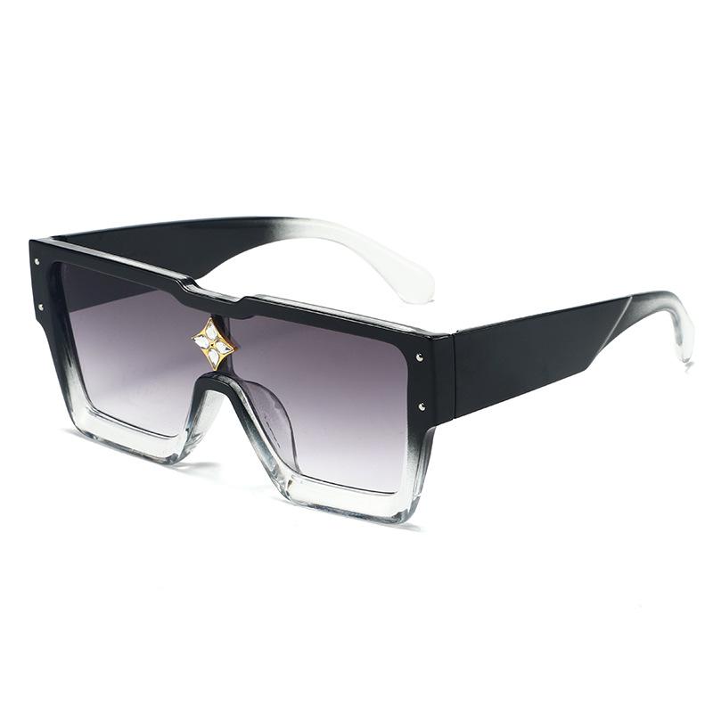 Luxury Diamond Square Fashion Sunglasses For Men And Women Glamour Designer Brand Sun Glasses Classic Unisex UV400 Shades