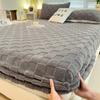 Plush Embossed Bedding with Mattress Protector, Simple Pattern Fitted Sheet, Single/Queen/King Mattress Cover Sábanas Para Cama