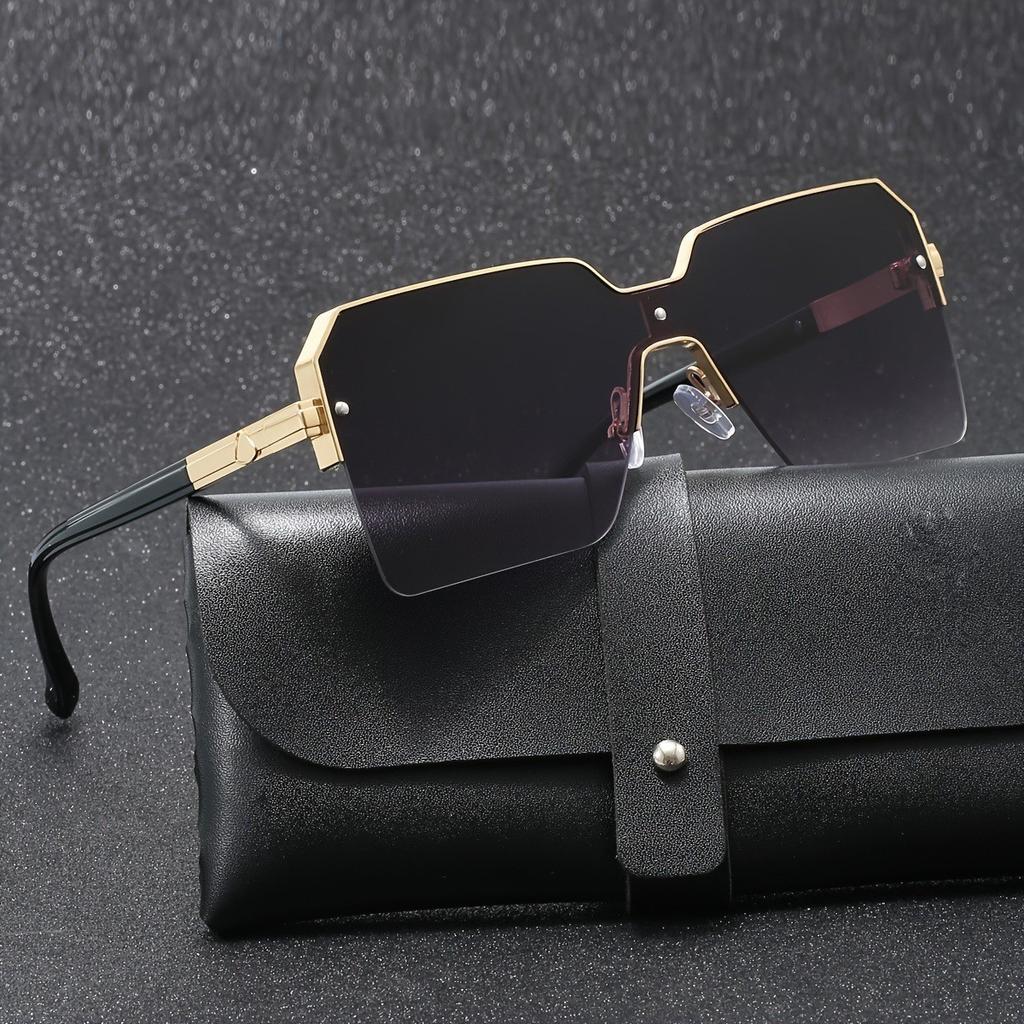Retro Women Sunglasses Luxury Brand Design Fashion Vintage Sun Glasses For Female Square Alloy Frames Shades Eyewear UV400