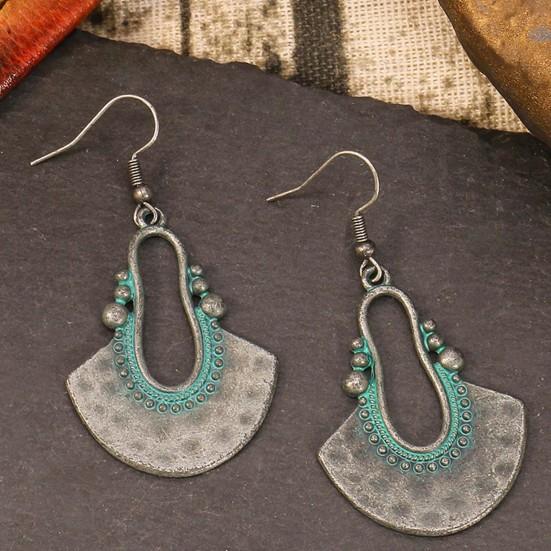 1 Pair Ear Ornament Waterfall Shape Bohemia Style Ultra-Light Long Hanging Vintage Drop Earrings for Women